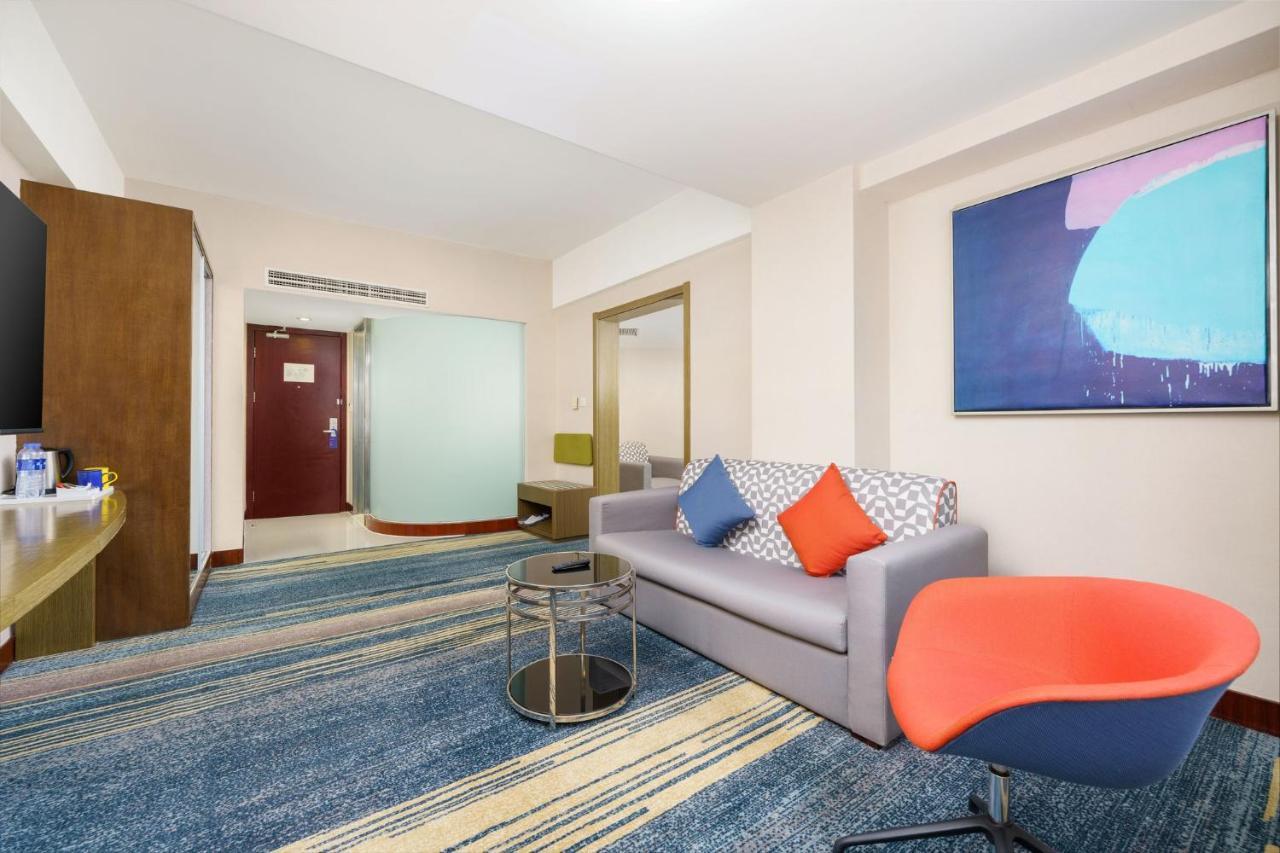 Holiday Inn Express City Centre Dalian By Ihg Zewnętrze zdjęcie