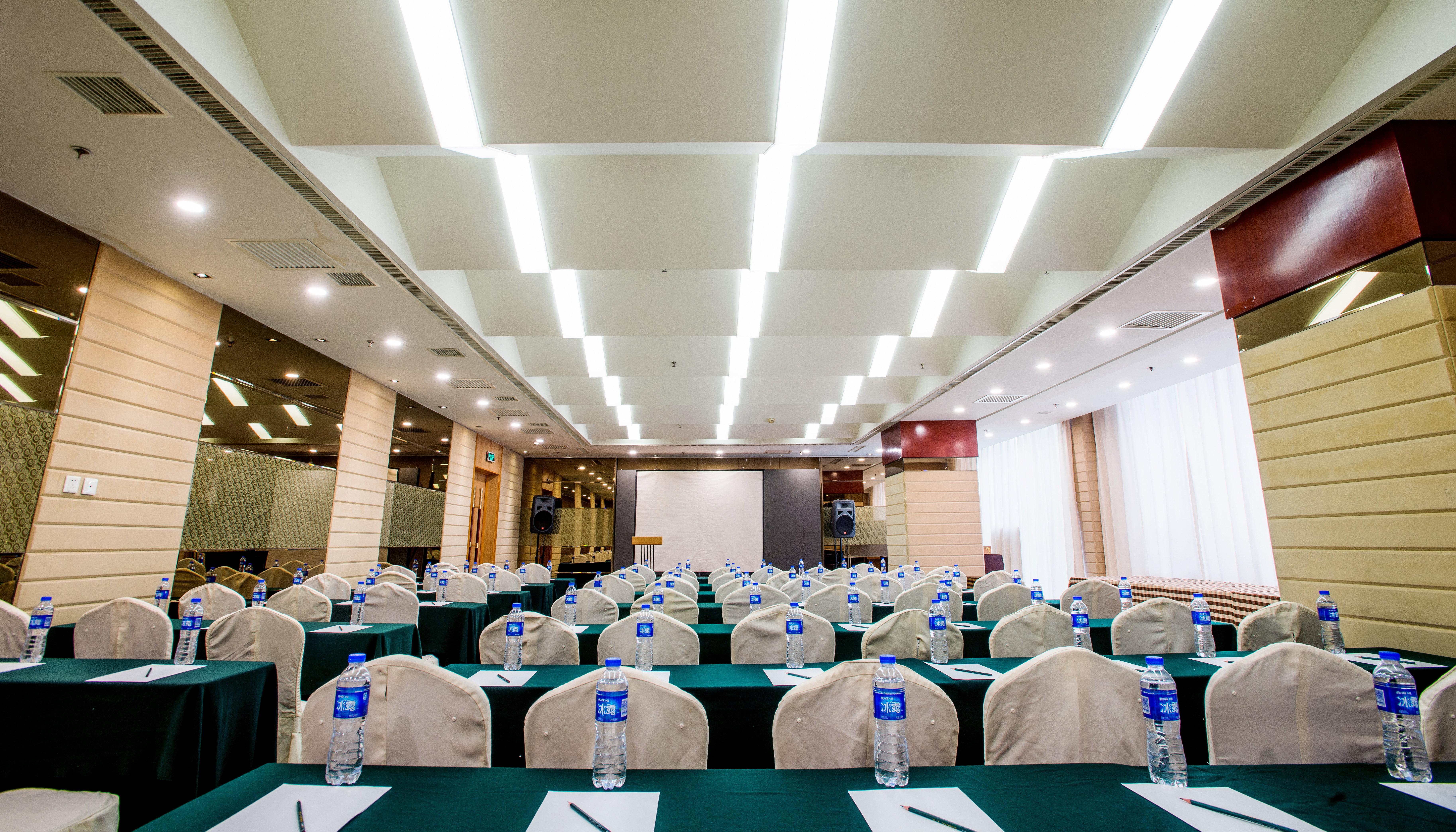 Holiday Inn Express City Centre Dalian By Ihg Zewnętrze zdjęcie
