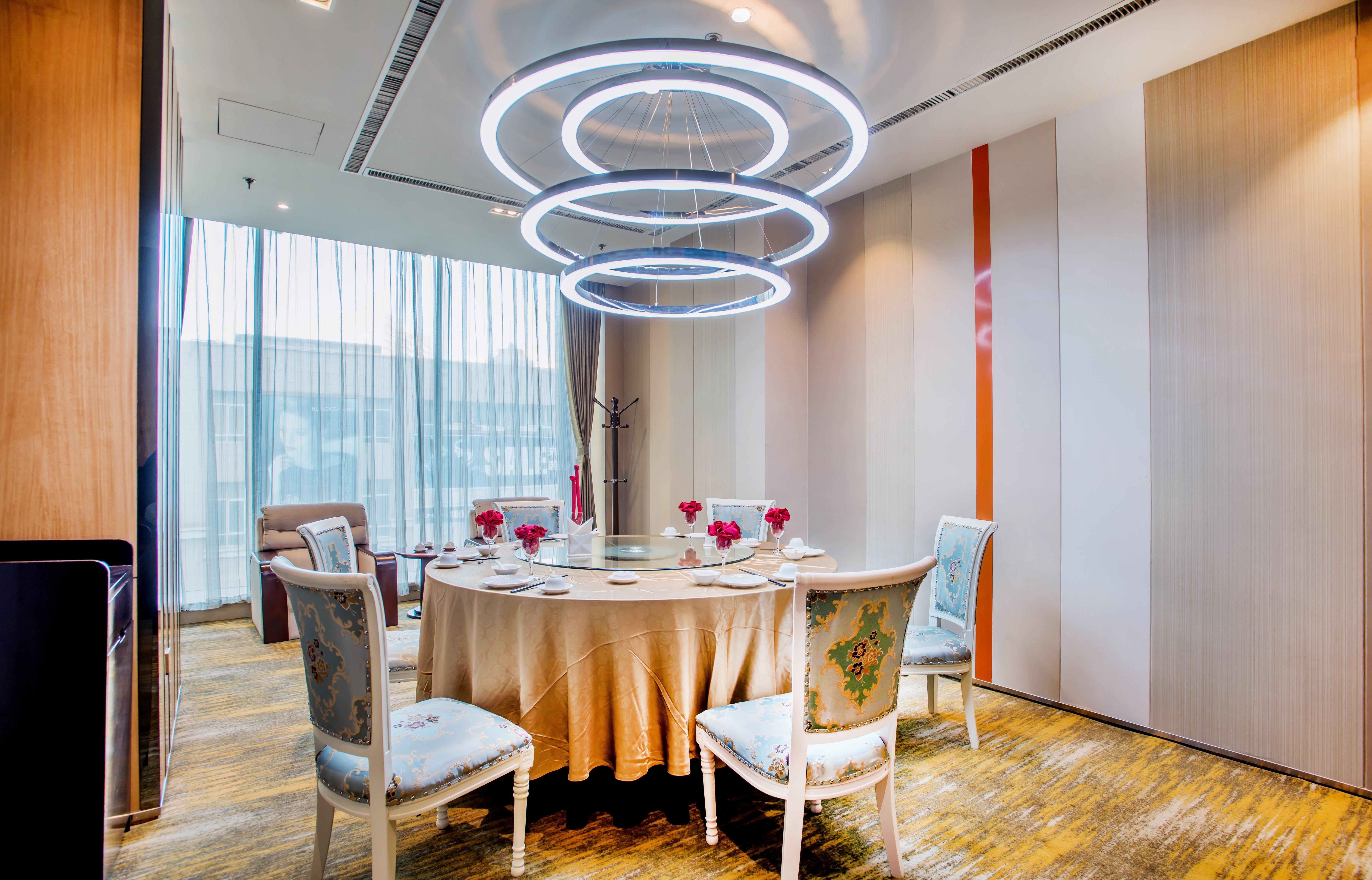 Holiday Inn Express City Centre Dalian By Ihg Zewnętrze zdjęcie
